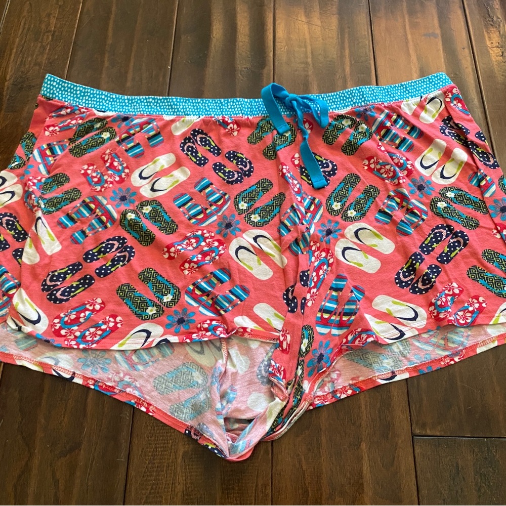 Women’s sleep shorts, XL, EUC